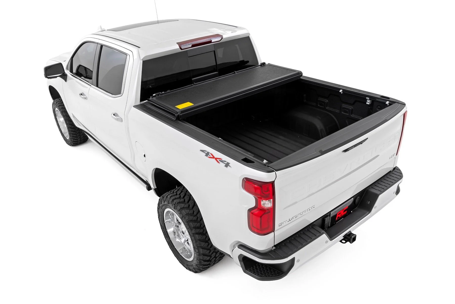 Hard Low Profile Bed Cover | 5'9" Bed | Rail Caps | Chevrolet Silverado/GMC Sierra 1500 | 2014-2018 | Rough Country | 47119551B - Image 5