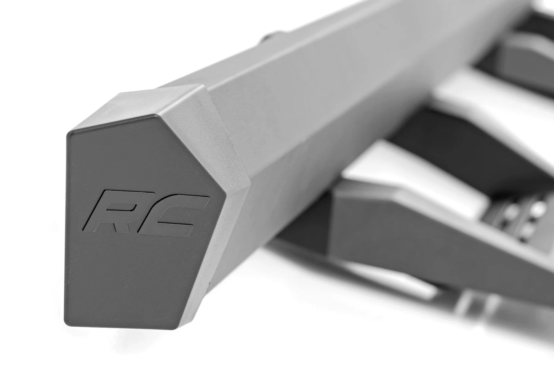 SRX2 Adj Aluminum Step | Crew Cab | Chevrolet Silverado/GMC Sierra 1500/2500HD/3500HD | 2007-2018 | Rough Country | 11009A - Image 5