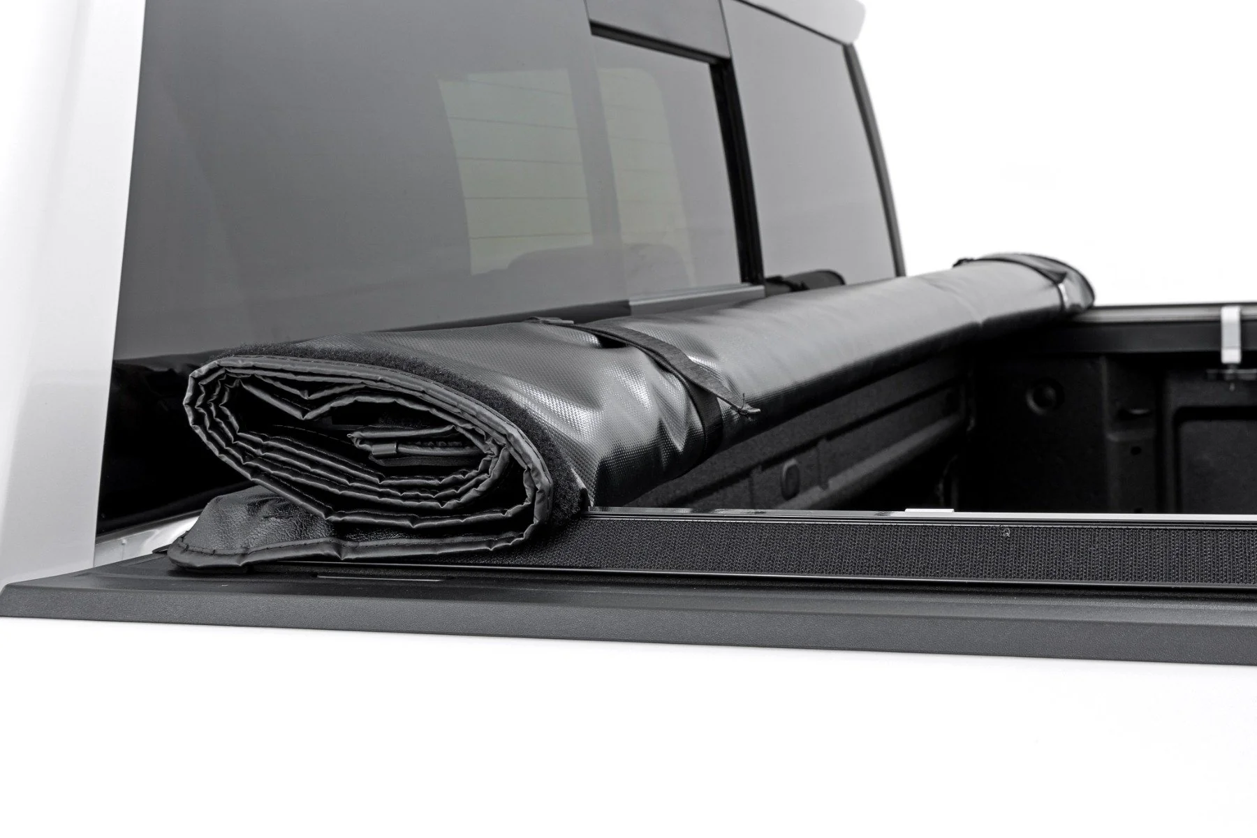 Soft Roll Up Bed Cover | 5'9" Bed | Chevrolet Silverado/GMC Sierra 1500 | 2019-2022 | Rough Country | 42120580 - Image 5